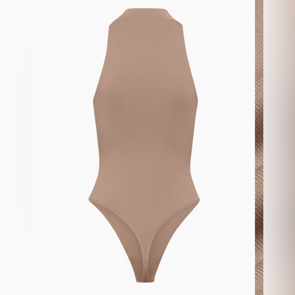 Aritzia Babaton Tan Contour Mockneck Bodysuit Size XXS - Picture 12 of 12